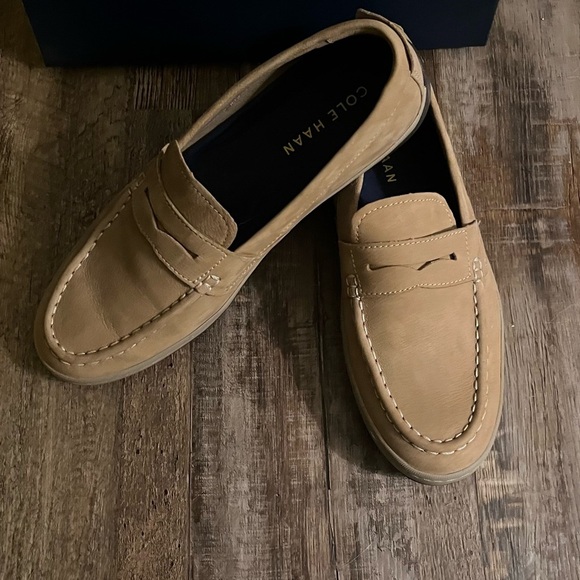 EUC! Cole Haan Claude Penny Loafer Amphora with box like new Size 9.5 - Picture 1 of 8